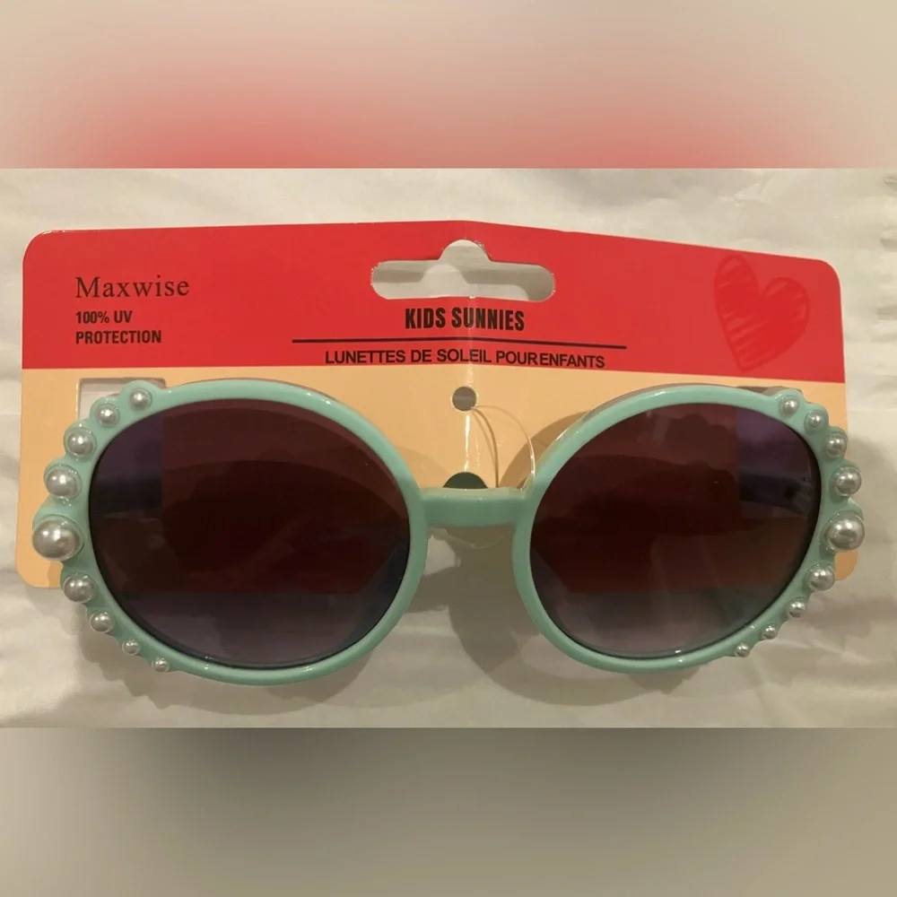 Kids sunglasses NWT